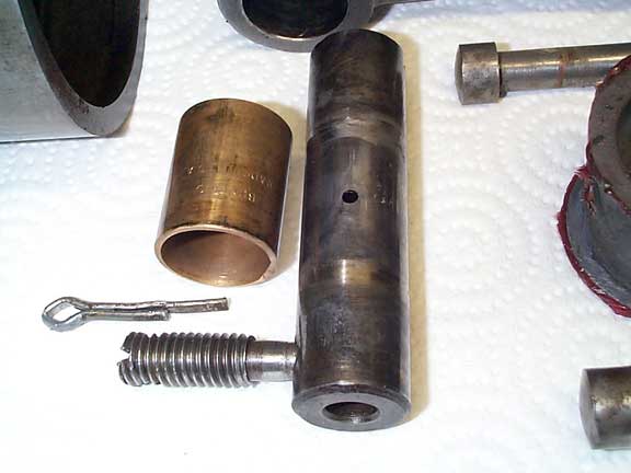 Wrist pins | Smokstak® Antique Engine Community*